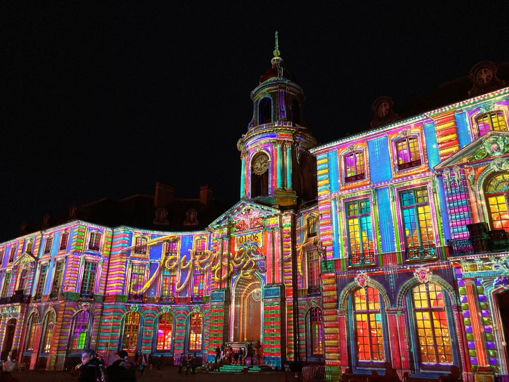 ロッシュフォール・アン・テール★おとぎの国のクリスマスと聖書の石