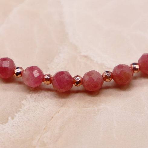 【盛开的粉色玫瑰】玫瑰石英 x 菱锰矿 x 珍珠母贝手链