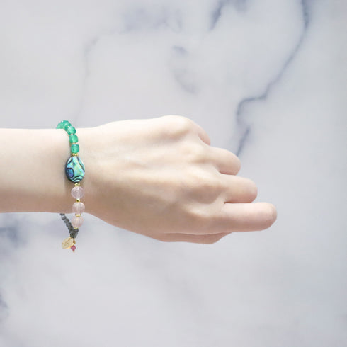 【Blooming Pink Roses】亀甲天珠×ローズクォーツ×アバロニシェル ブレスレット