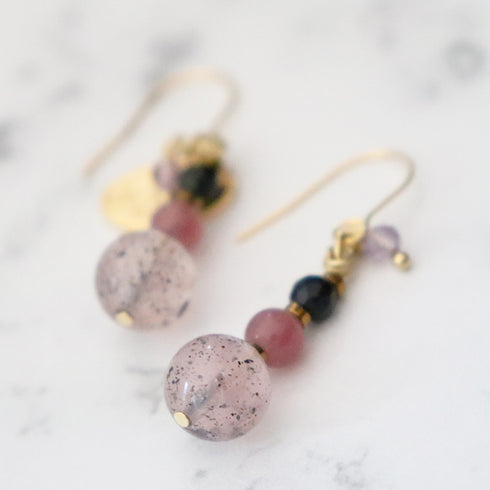 【・MA・YO・KE・】マイカインローズクォーツ×オニキス×ローズクォーツ ピアス