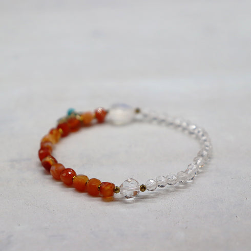 【Shining Like Stardust】水晶×カーネリアン×ムーンストーン ブレスレット