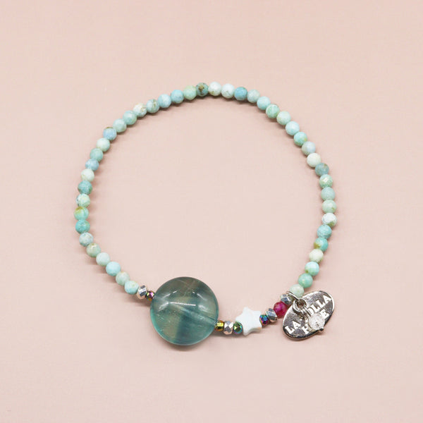 【绯红之焰】合成红宝石、萤石、蓝蛋白石和高岭土手镯