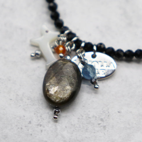 【Lovely Zoo】マザーオブパール×オニキス×モスコバイト×アクアマリン ブレスレット