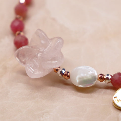 【盛开的粉色玫瑰】玫瑰石英 x 菱锰矿 x 珍珠母贝手链