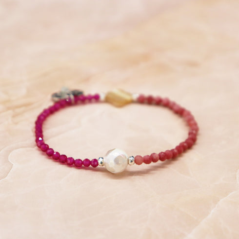 【绯红之焰】玳瑁天珠、人造红宝石、蛭石囊肿、珍珠母贝手链