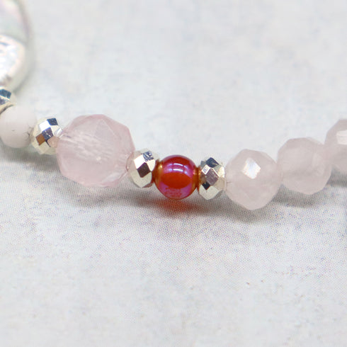 【盛开的粉色玫瑰】玳瑁天珠 x 粉晶 x 珍珠 x 珍珠母贝手链