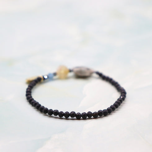 【如蜜糖般甜蜜】黄水晶 x 芝麻碧玉 x 霜玛瑙手链