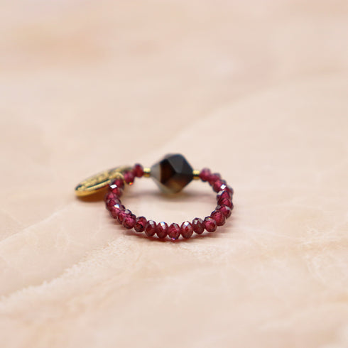 【Open the Jewelry Box!】モザンピークガーネット×ストライプオニキス リング
