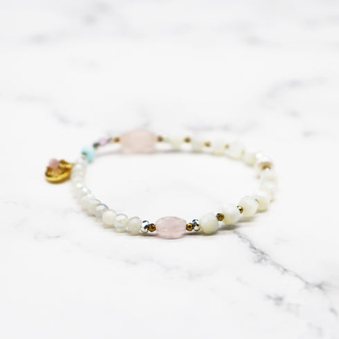 【Blooming Pink Roses】 Rose Quartz × Mother of Pearl × Pearl Bracelet