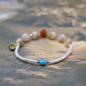 [Be Loved Turquoise] Kingman Turquoise x Orange Aventurine x Magnesite Bracelet