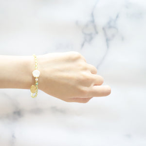 [Be Loved Turquoise] Turquoise x Peridot x Mother of Pearl Bracelet