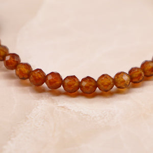 [Open the Jewelry Box!] Water Lotus Dzi Bead x Orange Garnet x Green Garnet Bracelet