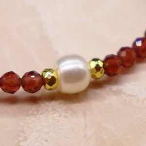 [Open the Jewelry Box!] Tortoiseshell Dzi Bead x Champagne Garnet x Flash Tiger Eye Bracelet