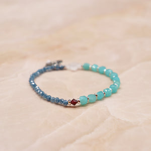 [Open the Jewelry Box!] Garnet x Quartzite x Zirconia x Amazonite Silica Bracelet