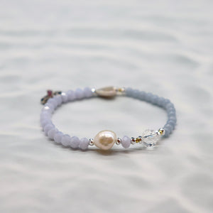 [Mermaid Teardrops] Baroque Pearl, Pearl, Crystal & Angelite Bracelet