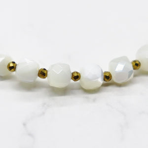 【Blooming Pink Roses】 Rose Quartz × Mother of Pearl × Pearl Bracelet