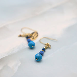 [Starry Sky Fragment] Lapis Lazuli x Magnesite Turquoise x Blue Hematite Earrings